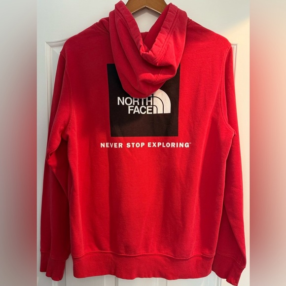 The North Face Men’s Red Osito Fleece Hoodie Pullover M Unisex Cozy Jacket - Picture 10 of 12